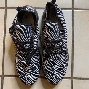 WILD Zebra Print Shoes!!! Fun Shoes!!!  Size 46 EU
